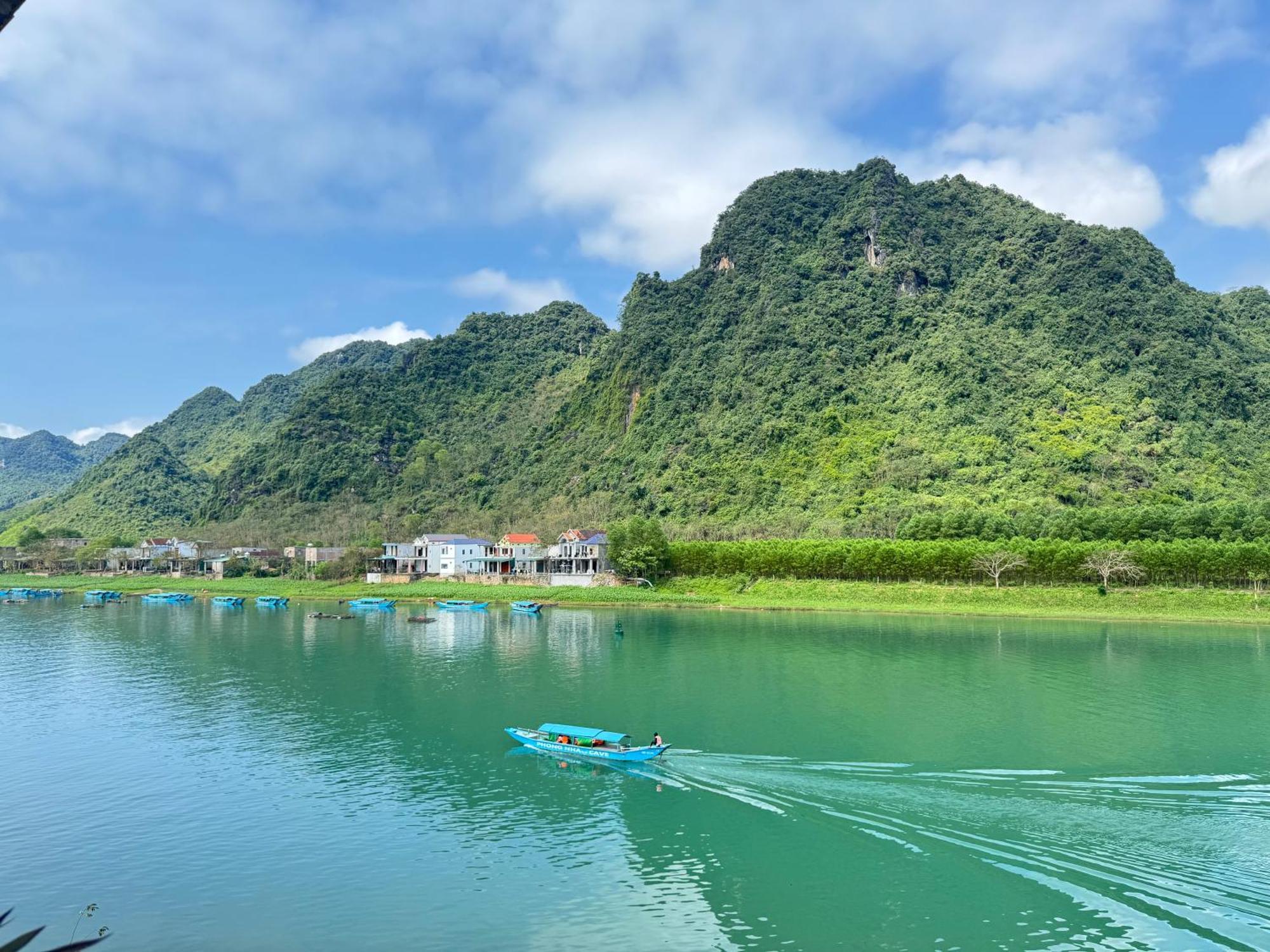 乐猴家庭旅馆 峰牙 外观 照片