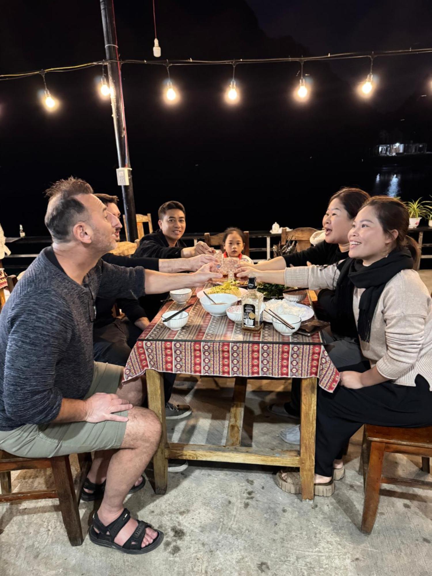 乐猴家庭旅馆 峰牙 外观 照片